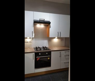 3 Bed Terraced House, Zoar Street, LS27 - Photo 4