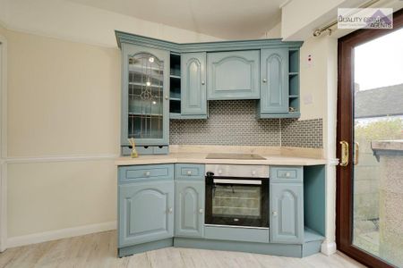 3 bedroom terraced house to rent - Photo 3