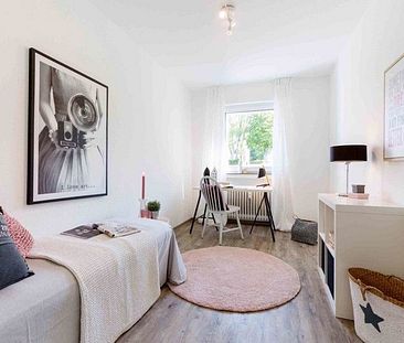 Helle 3 Zimmer Wohnung mit Balkon sucht Sie! - Foto 1