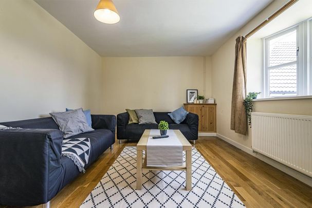 5 bedroom semi-detached house to rent - Photo 1