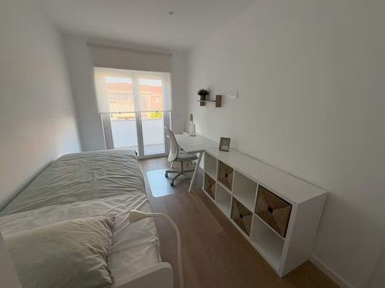 Praceta Primeiro de Maio, Amadora, Lisbon 2720 - Foto 1