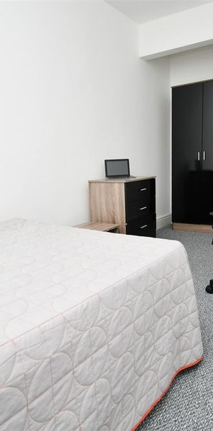 1 bed house share to rent in Albert Street, Burnley, BB11 - Photo 1