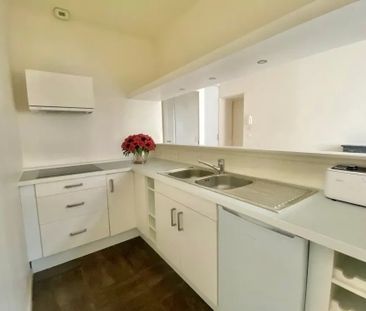 Location Appartement 2 pièces 45m² - Photo 4