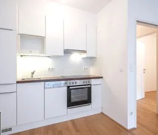 **Ab Sofort** Praktisch geschnittene 2 Zimmer Neubauwohnung - für Singles und Paare! - Foto 2