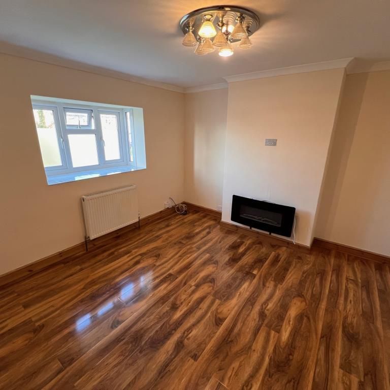 2 bedroom maisonette to rent - Photo 1