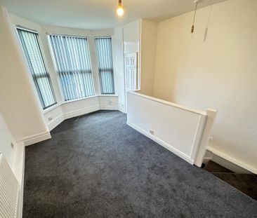 20 Ash Tree Road, Manchester, M8 - Photo 2