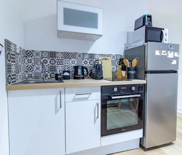 HYPER CENTRE, SECTEUR PLACE DE L'HÔTEL DE VILLE, charmant T2 entièr... - Photo 4