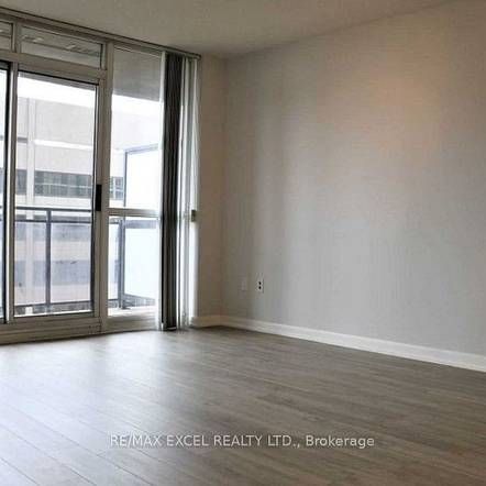 Yonge and Sheppard Bright +Luxurious 1Bdrm Lrg Closet 1Parking - Photo 1