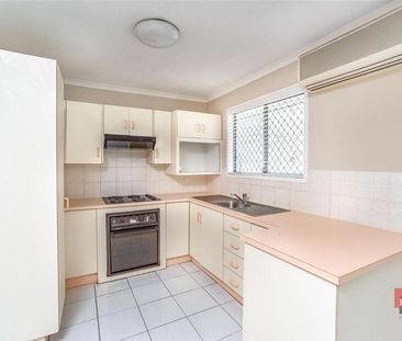 2 Maroochy Crescent, Beenleigh QLD 4207 - House For Rent | Domain - Photo 1