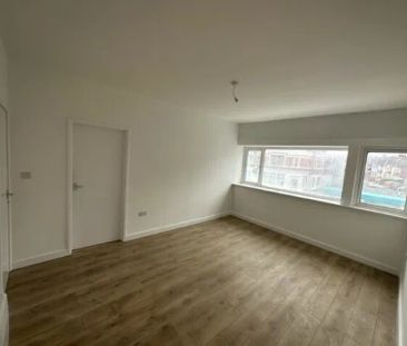 Woodchurch Road, Prenton - Photo 3