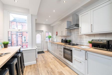 21 Brudenell Mount, Leeds, LS6 1HT - Photo 5