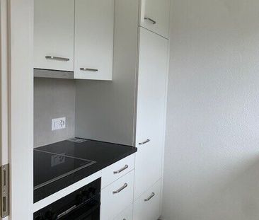 Bright 2-room apartment on 3rd floor completely renovated in 2025 - Foto 4