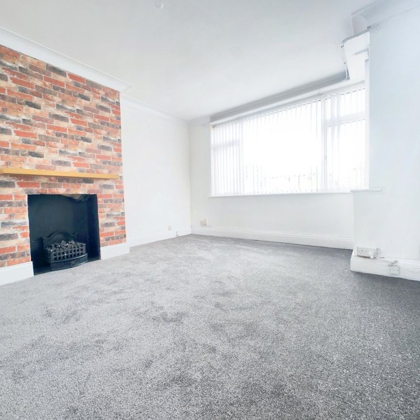 3 Bed End Terrace, Ivy Street, LS9 - Photo 1