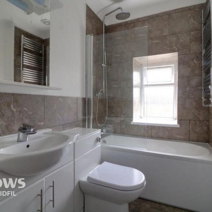 2 bedroom terraced house to rent - Photo 1