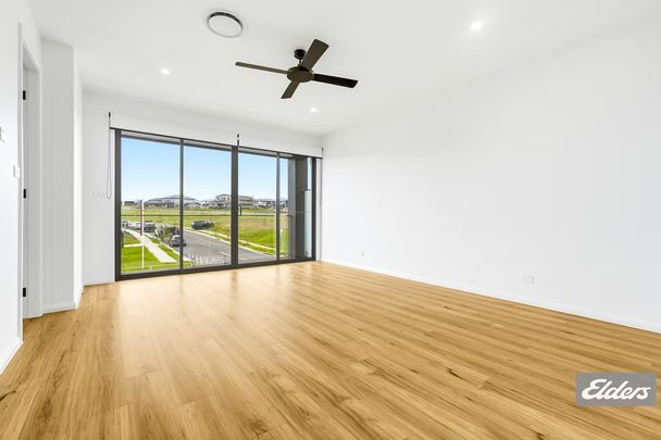 Brand New Double-Storey Family Residence. - Photo 1