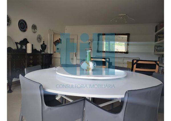 Apartamento T4 em Porto