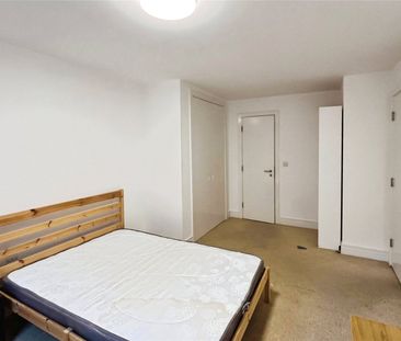 2 bedroom apartment to rent The Foundry, 2A Lower Chatham Street, M... - Photo 5