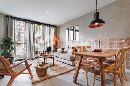 Barcelona Capital, Catalonia 08011 - Photo 3