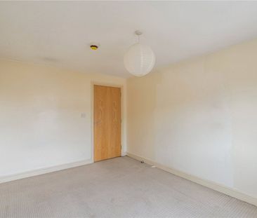 2 Bedroom House To Rent - Photo 2