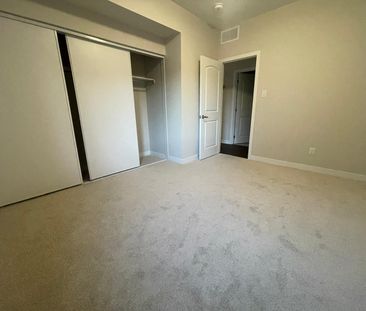 For Lease - 914 Lillian Freiman Private, Barrhaven, Ontario - Photo 6