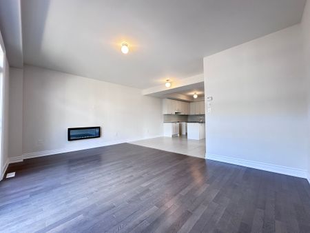 For Lease - 190 Tennant Circle, Vaughan, Ontario - Photo 2