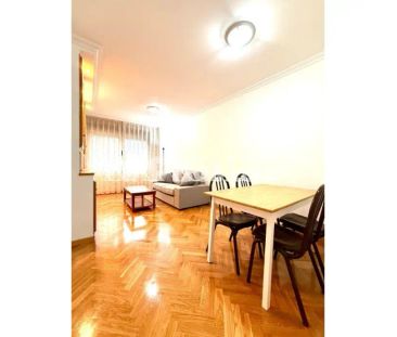 Piso en alquiler en Núcleo Urbano - Photo 2