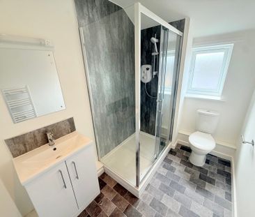Sherborne Road, Yeovil, Somerset - Photo 4