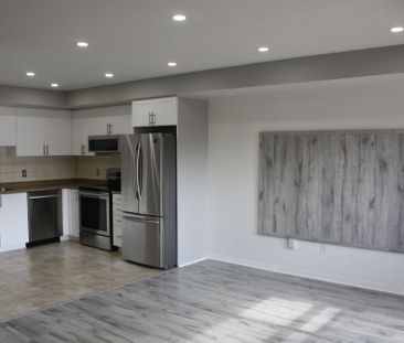 For Lease - 2891 Rio Court Unit# 123, Mississauga, Ontario - Photo 3