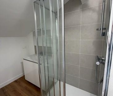 Location Appartement 2 pièces 32m² VILLEURBANNE 69100 - Photo 2