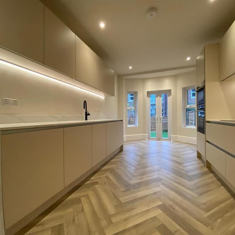 3 bedroom terraced house to rent - Photo 1