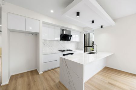 Stunning Family Home! - Photo 3