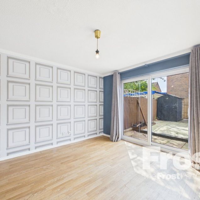 Kilross Road, Feltham, Middlesex,TW14 - Photo 1