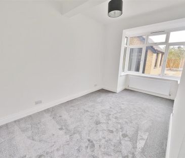 3 bedroom semi-detached bungalow to rent - Photo 3