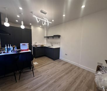 Ninian Road, Cardiff - Photo 3