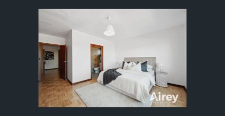 ABSOLUTE RIVERSIDE LIVING! - Photo 2