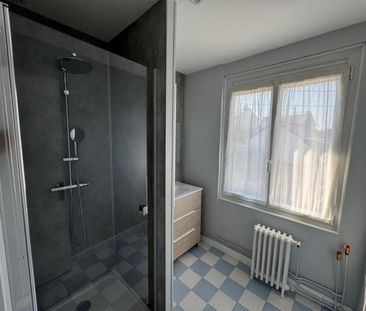 Maison à louer, 6 pièces - Angers 49100 - Photo 3