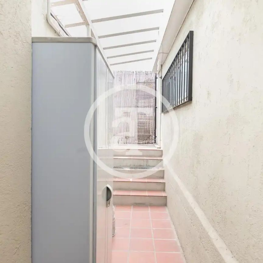 Estudio de alquiler en Carrer Cendra, El Raval - Photo 1