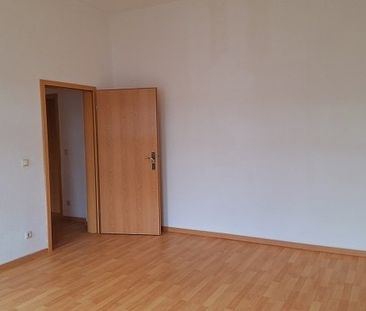 großzügige 3 Raumwohnung nur 5 Minuten mit den Öffentlichen vom Zen... - Photo 3