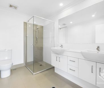Modern and stylish 2-bedroom apartment in sought after location nea... - Photo 5