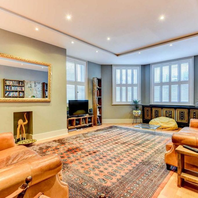 3 bedroom flat to rent - Photo 1