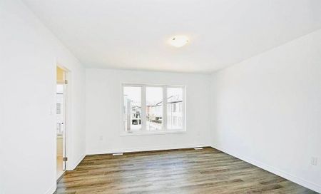 For Lease - 980 Logan Drive Unit# 29, Milton, Ontario - Photo 4