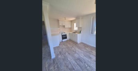 3 Bedroom Home in Cul-de-Sac! - Photo 2