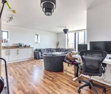 1 bedroom flat to rent - Photo 6