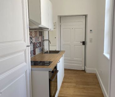 Location Appartement 1 pièce 26m² - Photo 3