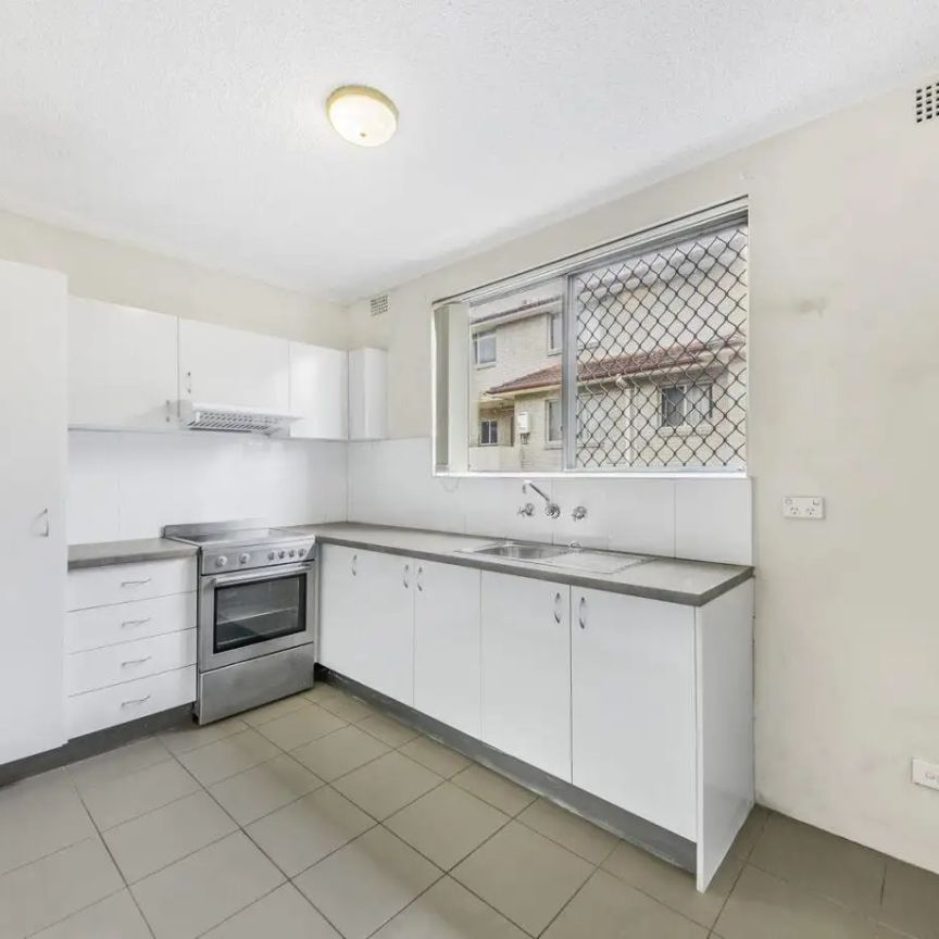 6/480 Merrylands Road, Merrylands NSW 2160 - Photo 1