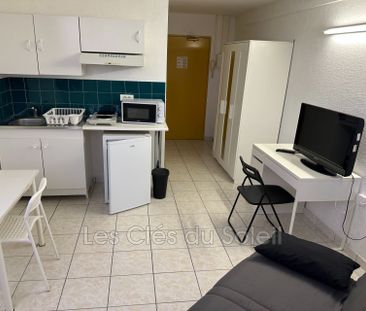 Location Appartement 1 pièce 17m² LA VALETTE DU VAR 83160 - Photo 2
