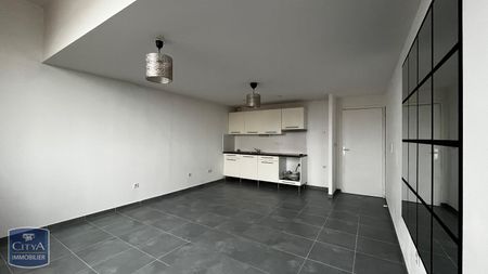 Location Appartement 4 pièces 90m² TOURCOING 59200 - Photo 2