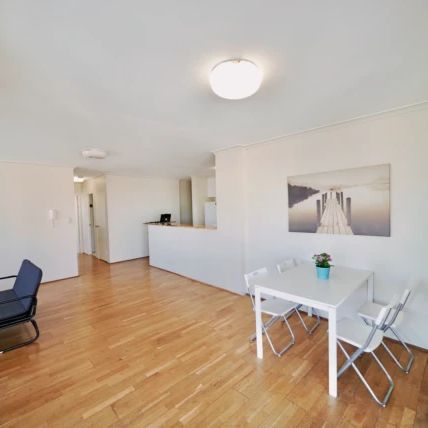 42 Harbourne Road, Sydney - Photo 1