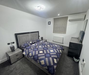 3 bedroom flat to rent - Photo 5