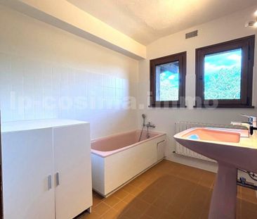Location Appartement 5 pièces 115m² COMBLOUX 74920 - Photo 5